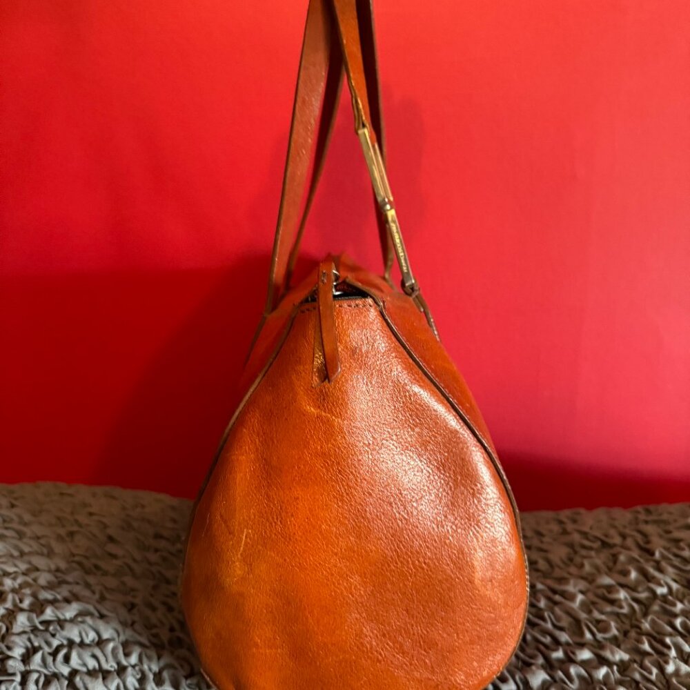 Gorgeous Burnt Orange Francesco Biasia Medium/Small Shoulder Bag - Soft Leather - Picture 3 of 9